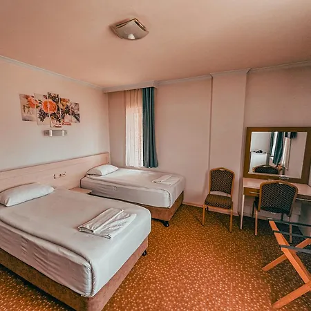 Oreko Express 호텔 아피욘