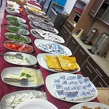 Oreko Express Hotel 2*
